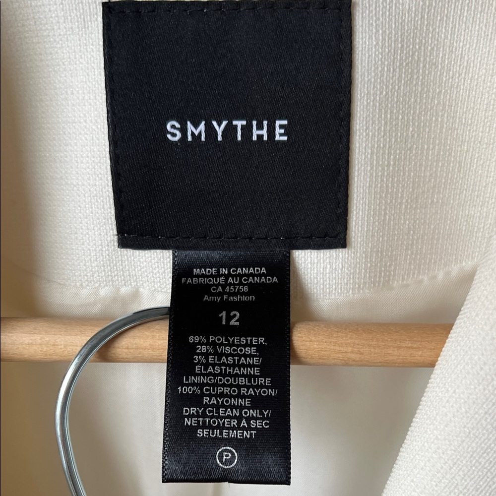 Smythe Women's Ivory Suit- like new - Picture 2 of 15